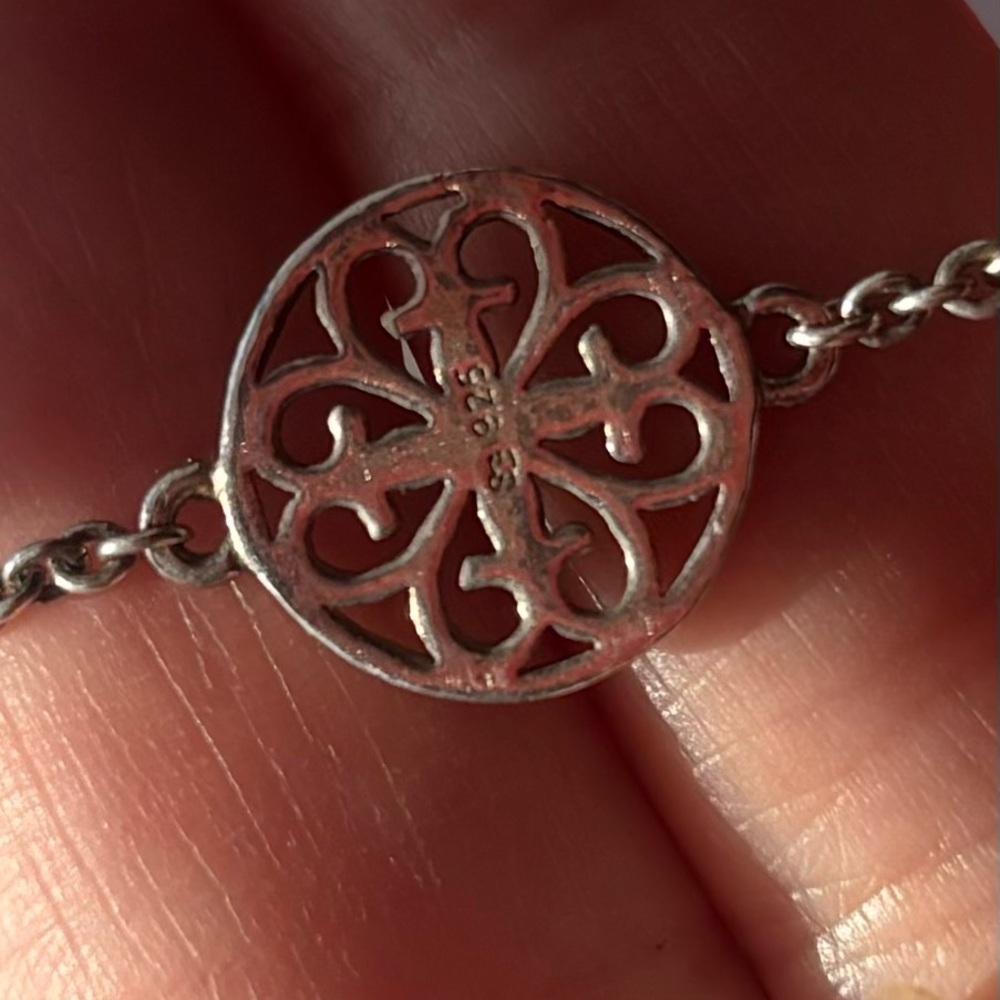 Elegant 925 Silver Pendant Necklace - Picture 7 of 7